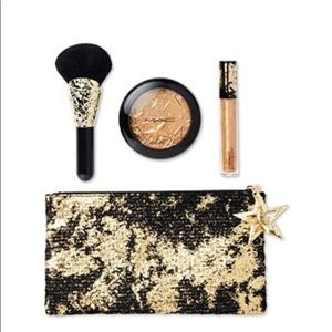 Mac Sprinkle Of Shine Gold Kit